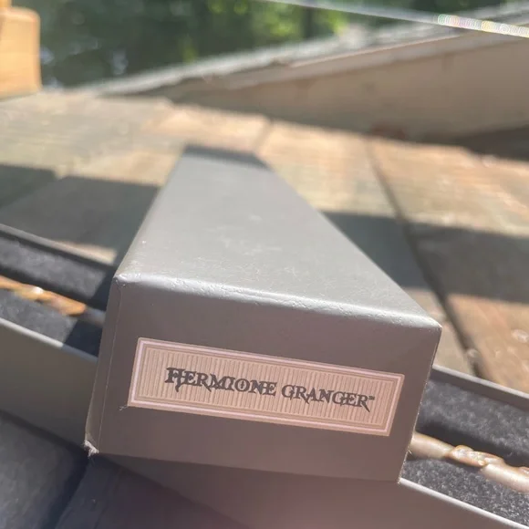 Wood Hermione Granger wand - Picture 2 of 2